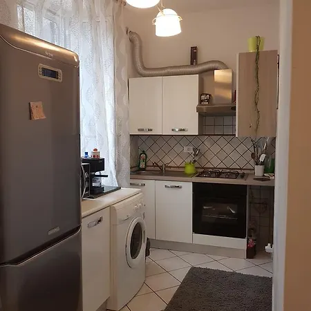 Appiaavenue13b